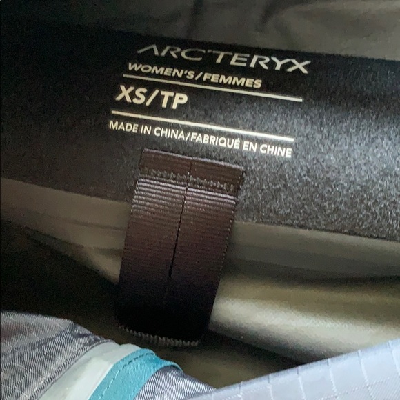 Arc’teryx Zeta SL Women’s Rain Jacket - Picture 3 of 4